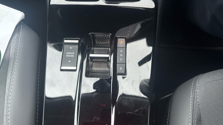 Vauxhall Mokka 100kW Elite Premium 50kWh 5dr Auto Electric Hatchback